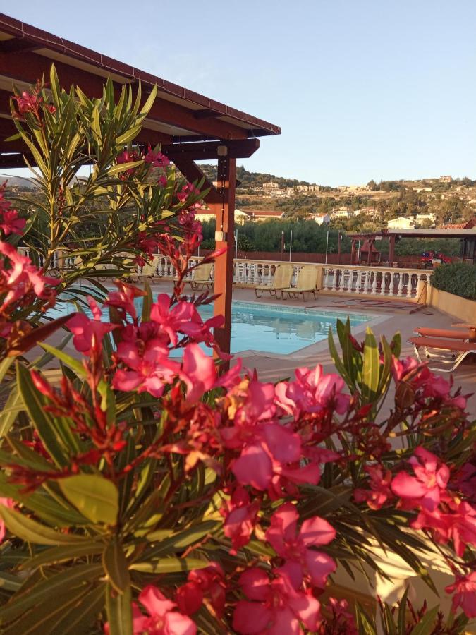 ארגוסטולי Residence Ionian St&Apts מראה חיצוני תמונה